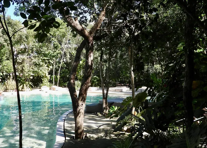 Casa de férias New! Yaxxlum 2br, Pool, Jacuzzi Hotube Heushaven