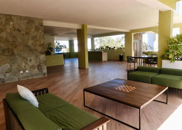 New! Yaxxlum 2br, Pool, Jacuzzi Hotube Heushaven Casa de férias *