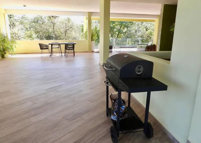 New! Yaxxlum 2br, Pool, Jacuzzi Hotube Heushaven Casa de férias Tulum