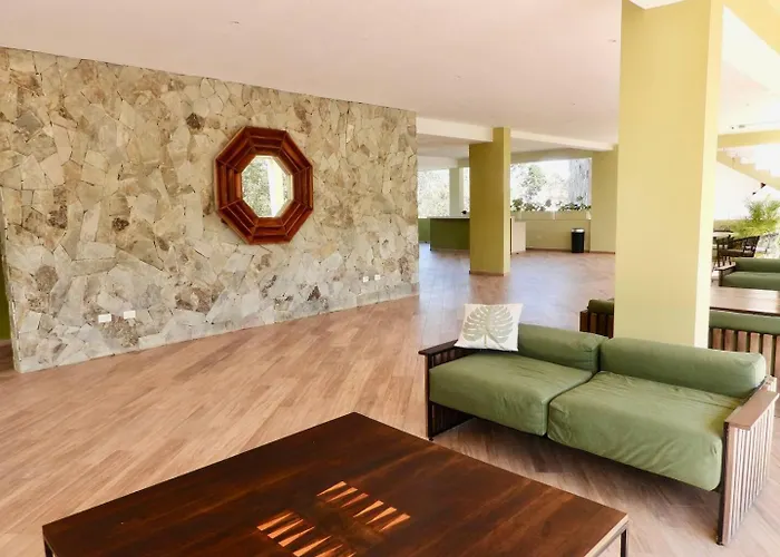 Casa de férias New! Yaxxlum 2br, Pool, Jacuzzi Hotube Heushaven