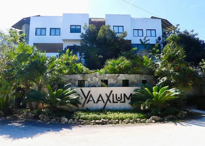 Casa de férias New! Yaxxlum 2br, Pool, Jacuzzi Hotube Heushaven *
