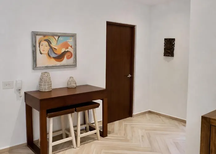 New! Yaxxlum 2br, Pool, Jacuzzi Hotube Heushaven Casa de férias *